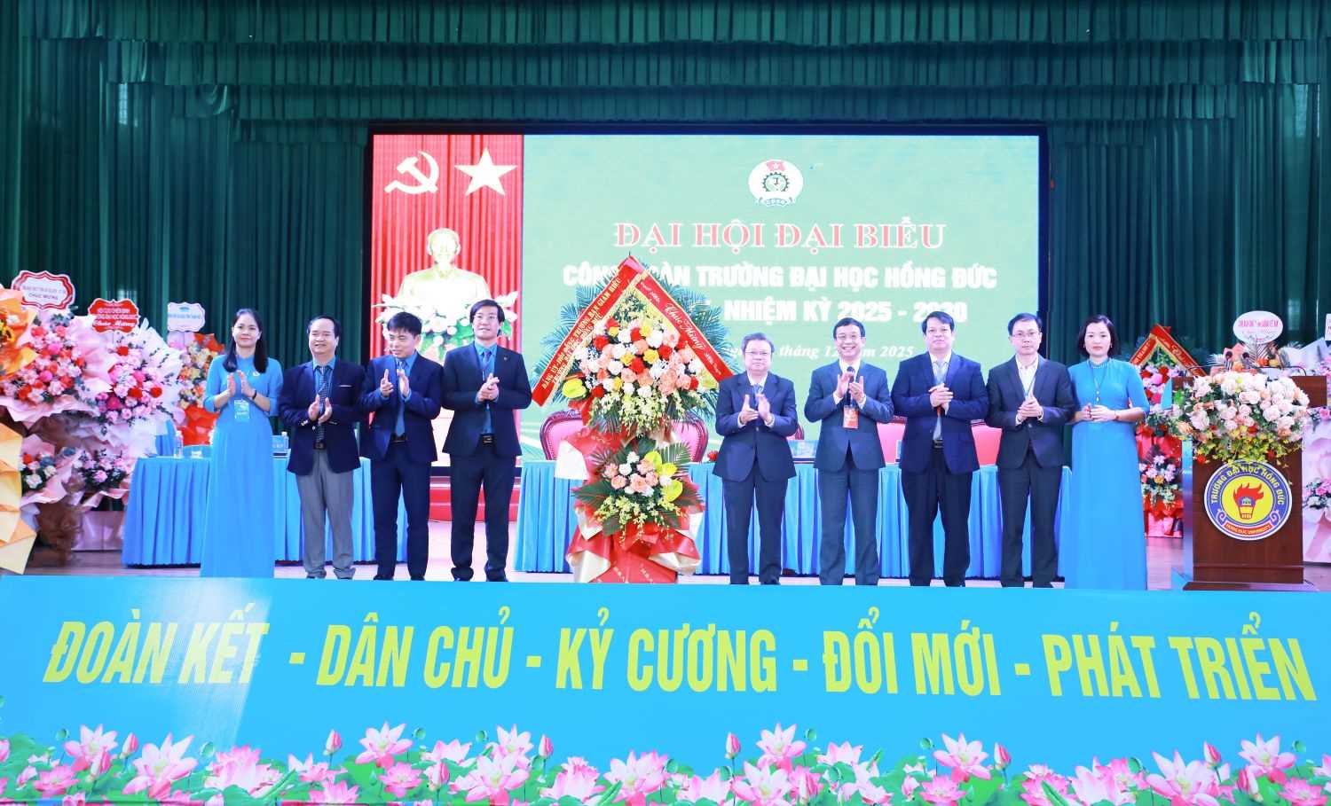 Đại hội Đại biểu Công đoàn Trường Đại học Hồng Đức lần thứ IX: Đoàn kết – Dân chủ – Kỷ cương – Đổi mới – Phát triển